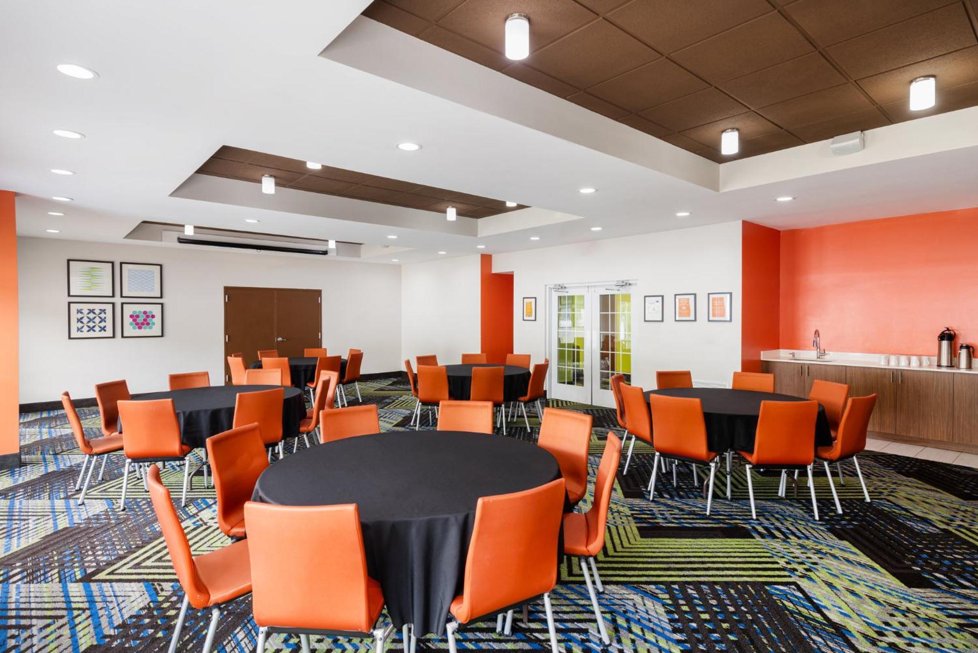 Holiday Inn Express - Spring Hill By Ihg Eksteriør bilde
